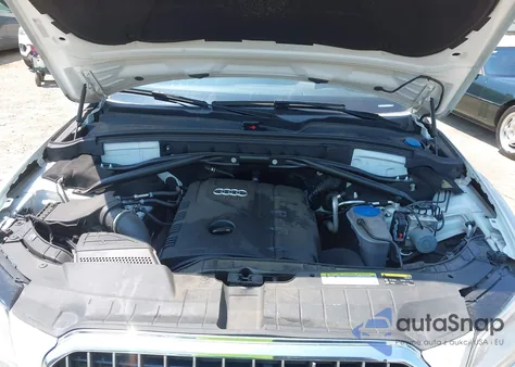 2015 Audi Q5 2.0T Premium z USA, uszkodzony, nr VIN WA1LFAFP8FA016966